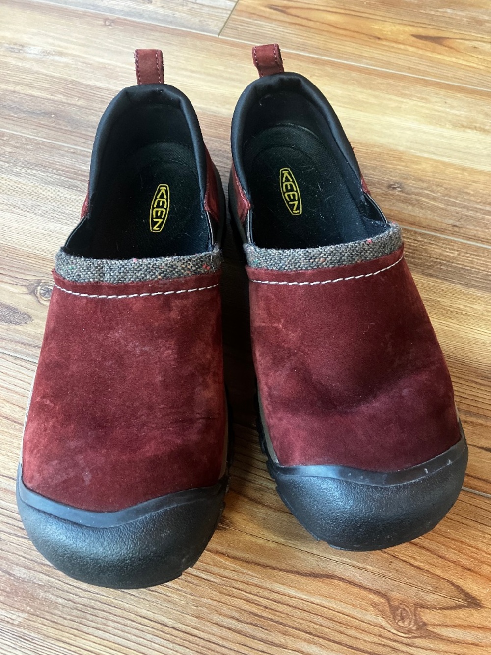 KEEN Kaci II Winter Nubuck 10 Burgundy Slip On KEEN Warm 1023597